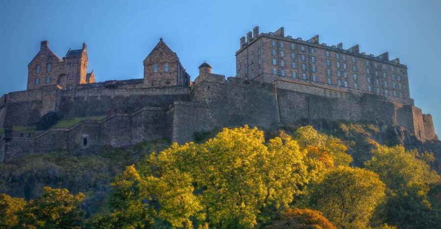 Edinburgh: Private Walking Tour with a Local - Exploring Edinburgh’s Hidden Gems and Local Stories