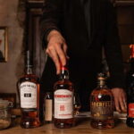 Edinburgh: Small-Group History of Whisky Tour with Tasting - Exploring Edinburgh’s Historic Streets