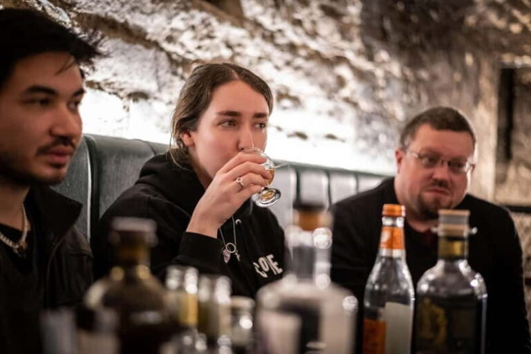 Edinburgh: The Lost Close Underground Scotch Whiskey Tasting - Why This Tour Works