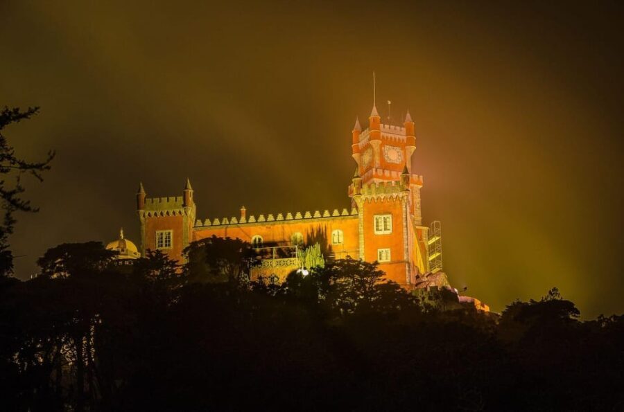ELEGANT SINTRA TOUR AT NIGHT - What Makes This Tour Special