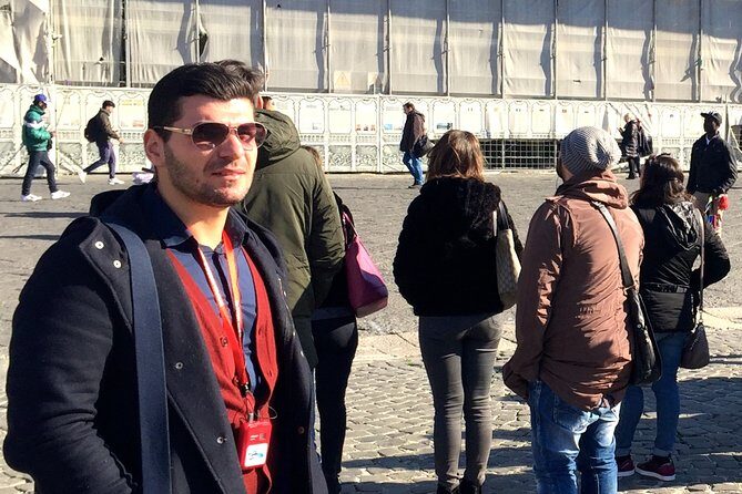 Elena Ferrante Tour (My Brilliant Friend) - Detailed itinerary breakdown