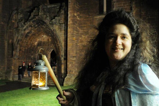 Elgin cathedral Interior Tour - The Value of the Tour