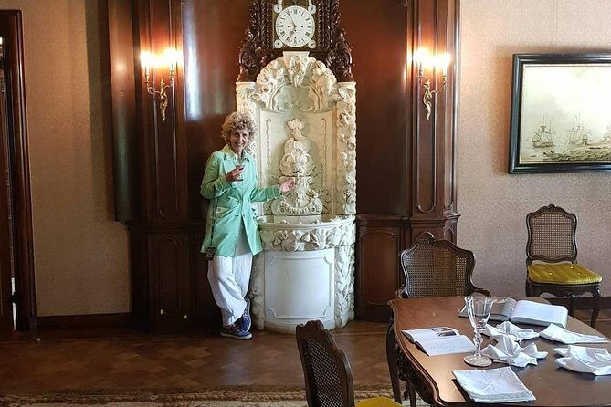 Elisabeth's Tailor made tours and services in Amsterdam and the Netherlands. - Authentic Insights from Reviewers