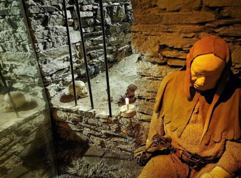 eský Krumlov: Museum of Torture Admission Ticket - Practical Details and Tour Experience