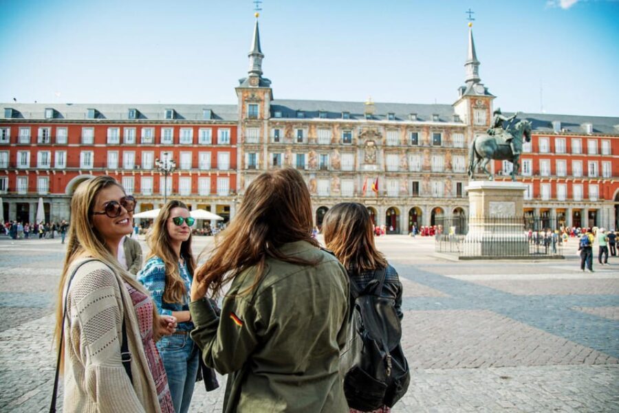 Essential Madrid: Walking Tour of the Historic Center - Authentic Madrid Experiences