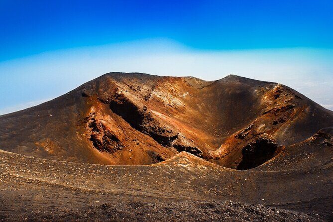 ETNA BASIC TOUR 2.000 mt - Authenticity and Value: What You Really Get