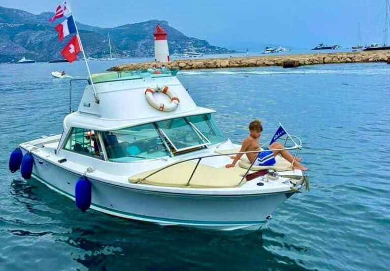 Exclusive excursion on a Riva Yacht - Practical Details and Tips