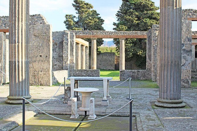 Exclusive Shore Excursion from Naples Cruise Terminal to Pompeii & Amalfi Coast - Exploring the Itinerary in Detail