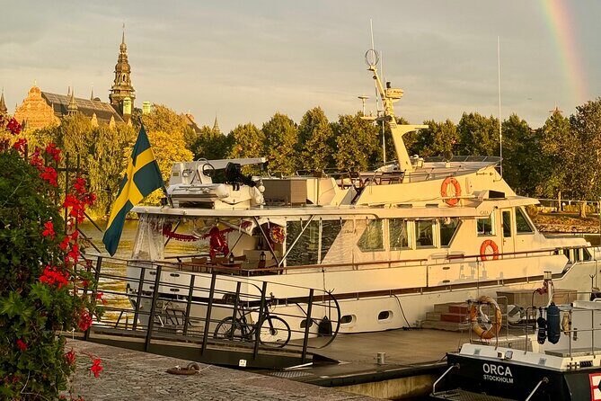 Exclusive Yacht Tour of Stockholm: sunset, dinner, lunch, cruise - Food and Beverage Options: Elevating Your Experience