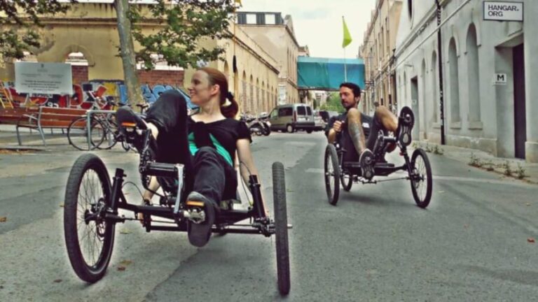 Explore Barcelona with a bicycle builder - The Experience and Its Unique Charm