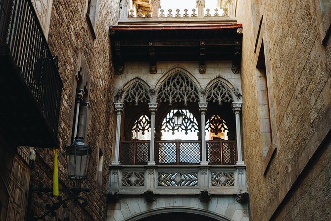 Explore Barcelona's best Street Art Quarter with a Local - An In-Depth Look at the Tour