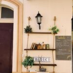 Explore Cannes in 60 minutes with a Local - What Sets This Tour Apart