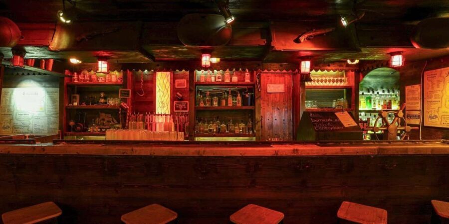 Explore Global Rum Flavors in a French Cellar Nice - Key Points