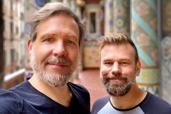 Explore hidden streets of Barcelona with a local - Authentic Insights from Reviewers