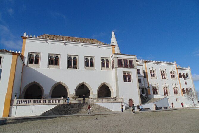 Explore Mystical Regaleira and taste Sintra´s delicacies - Why This Tour is a Great Choice