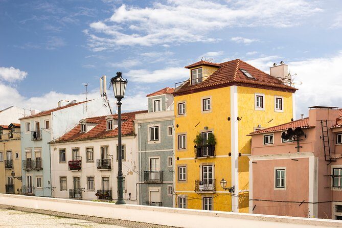 Explore the Instaworthy Spots of Lisbon with a Local - The Value of Guided Photography Tours