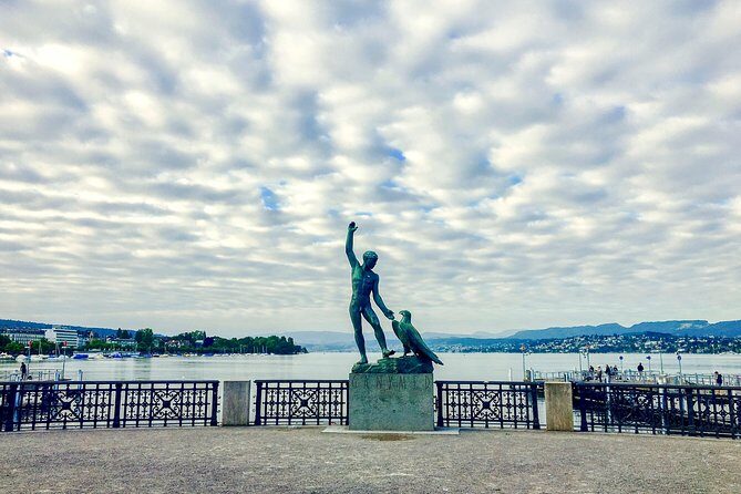 Explore the Instaworthy Spots of Montreux with a Local - Introduction: What’s on Offer?