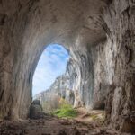 Eyes of god, Saeva Dupka Caves and the Blue Ostrich Farm - Private Day Trip - FAQ