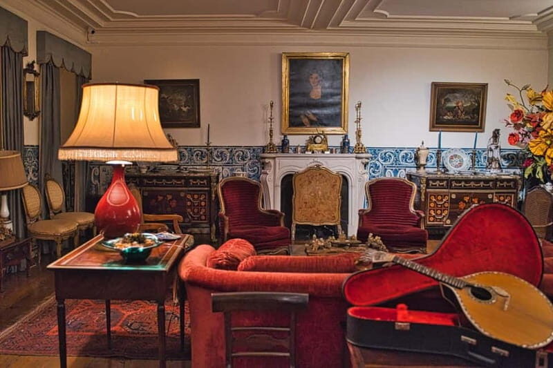 Fado: Guided Historical Tour with Local Dinner - A Detailed Look at the Itinerary