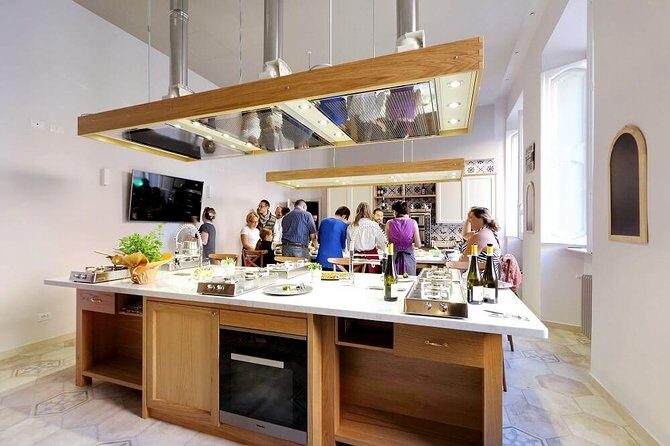 Farmers Market Shopping with Roman Full Course Class - (SHARED) - The Market Tour: More Than Just Shopping