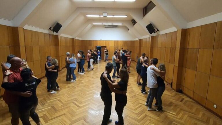Faro: Dance Private or Group Lessons (Salsa,Bachata,Kizomba) - The Value of This Dance Experience
