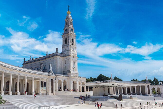 Fátima, Batalha, Nazaré and Óbidos Private Tour - In-Depth Look at the Itinerary