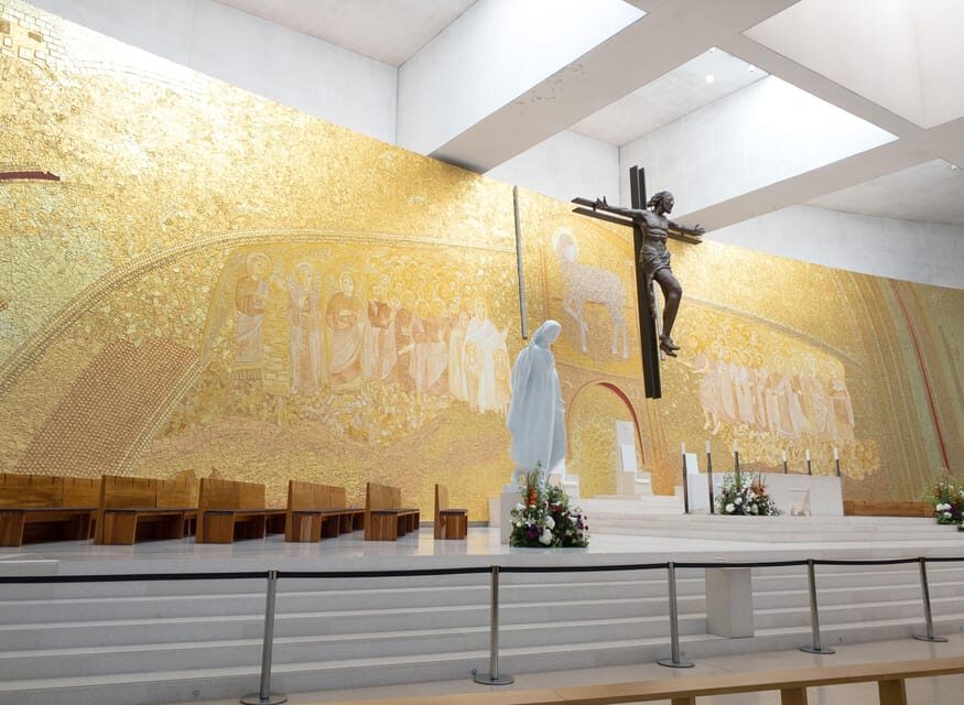 Fátima: Sanctuary and Aljustrel Village, Private Guided Tour - What Makes This Tour Stand Out?