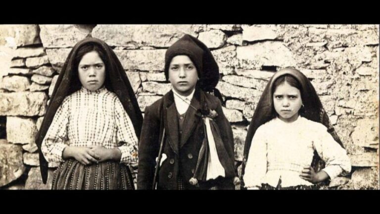 Fátima Small-Group Half-Day Tour from Lisbon - Practical Details and What to Expect