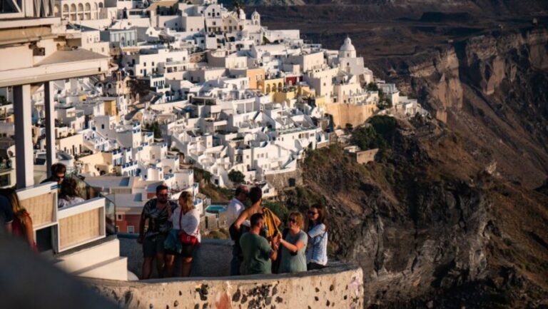 Fira: Walking Tour with Cable Car Ride - The Experience in Detail