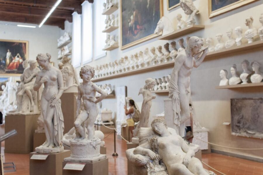 Florence: Accademia Gallery Guided Tour with an Art Expert - Value and practicality