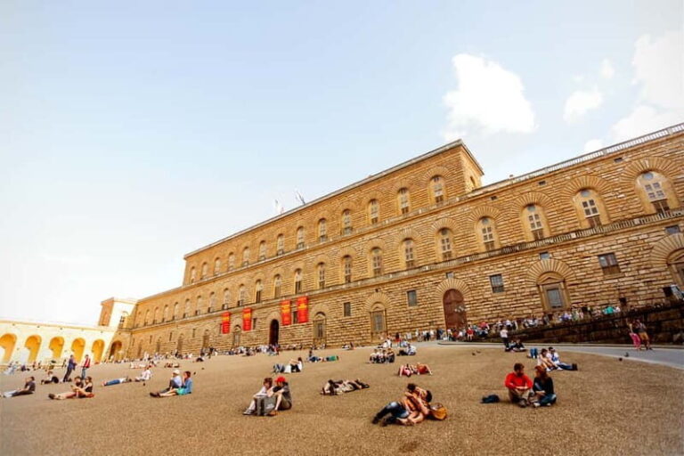 Florence: Entrance Ticket to Pitti Palace + Audio App - What to Expect: A Closer Look
