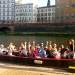 Florence: Guided Gondola Boat Tour with a Glass of Wine - The Itinerary Breakdown