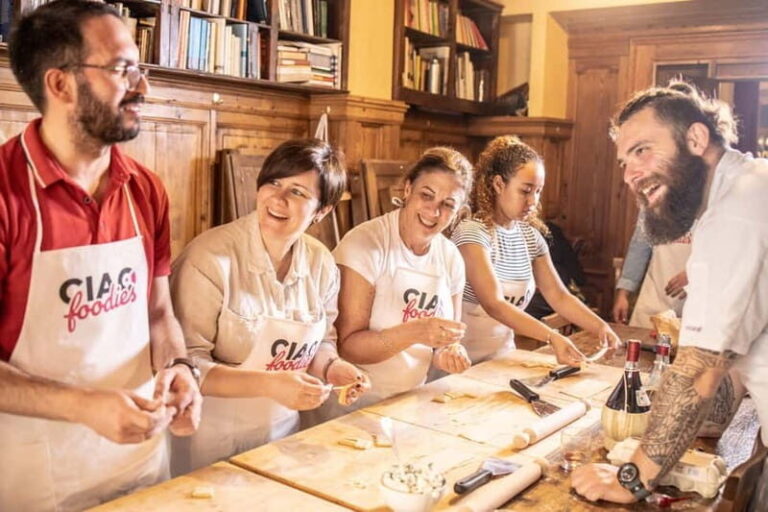 Florence: Pasta & Tiramisu Class with Unlimited Wine - A Closer Look at the Tour Itinerary
