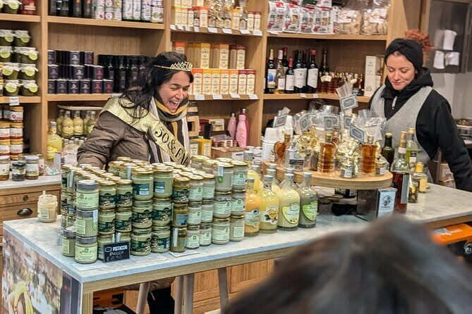 Florence Street Food Tour: Central Market & Duomo Area - Group Size & Duration