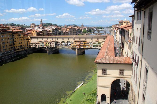Florence: The curious Oltrarno, Self-Guided Audio tour - Exploring the Oldest Church