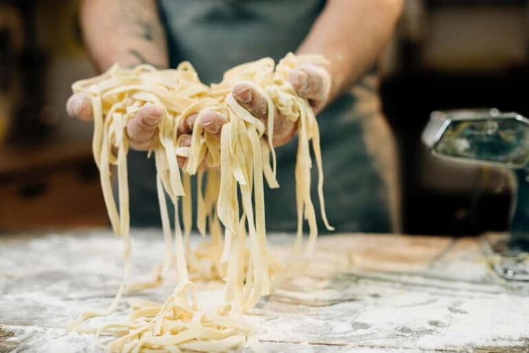 Florence: Tuscan cooking class with handmade pasta and wine - Who Will Love This Experience?