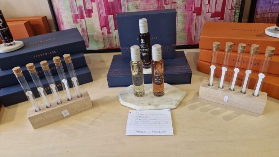 Florence: Wine-tasting Experience in Front of Ponte Vecchio - The Guided Tasting