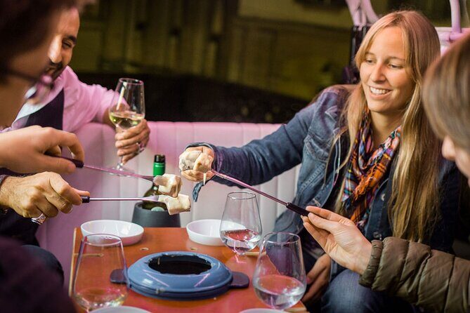Fondue and wine private Tuk Tuk tour in Geneva - Who Should Consider This Tour?