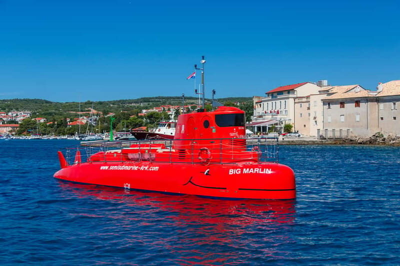 For Families: 45-minute Semi-submarine tours with a mermaid - Who Is This Tour Best For?
