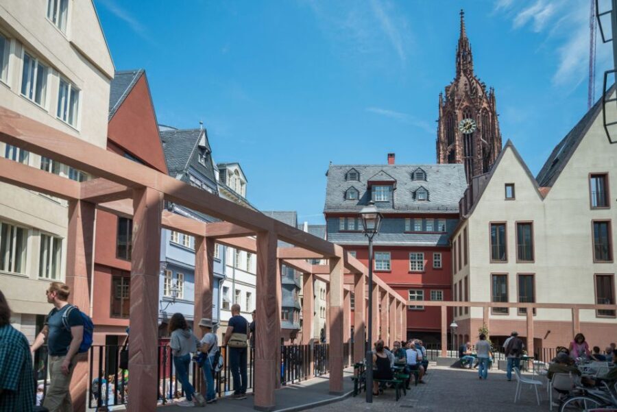 Frankfurt: New Old Town and Highlights German-Language Tour - Who Should Consider This Tour?