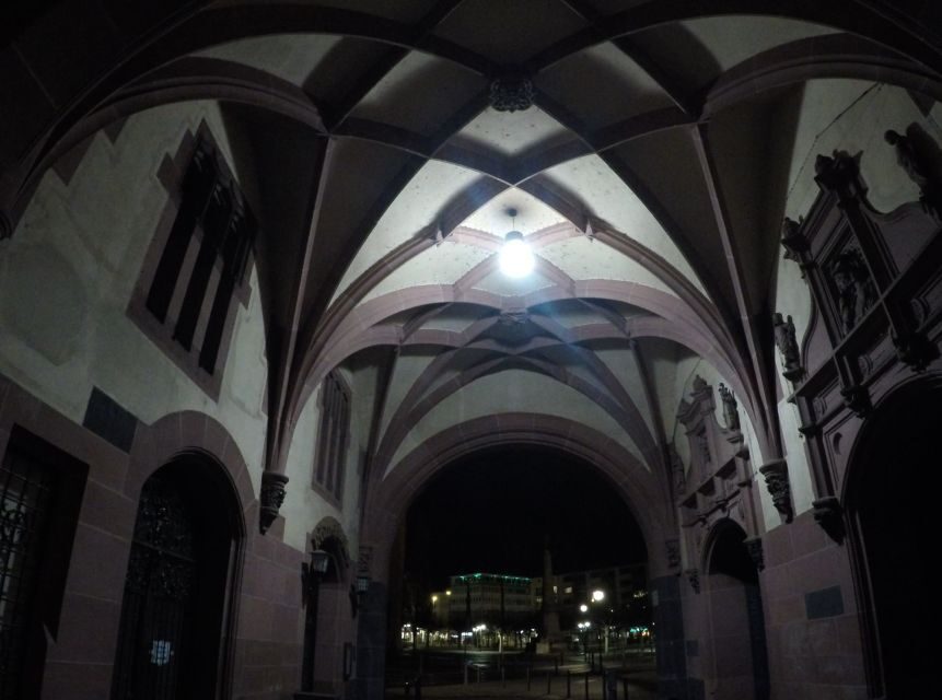 Frankfurt: Scary Sightseeing Tour with The Hangman - What Stops Are Included — And Why They Matter