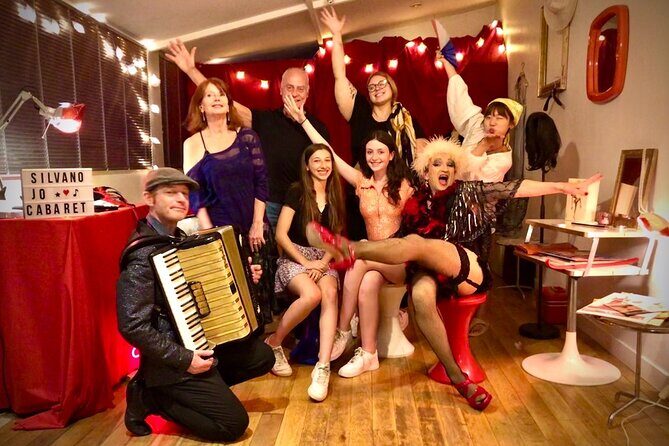 French Dinner & Cabaret Show in Artist's Home - Authenticity and Cultural Insights