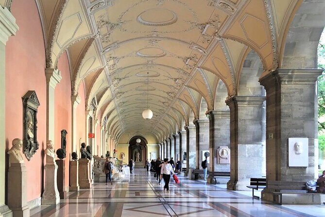 Freud - Inside the mind of a Genius - An In-Depth Look at the Tour