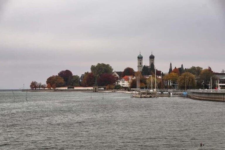 Friedrichshafen: Private city tour with wine tasting - Final Thoughts: Is This Tour Right for You?