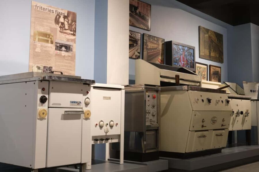 Frietmuseum Brussels: Admission to the French fry museum with tasting - The Collection and Exhibits