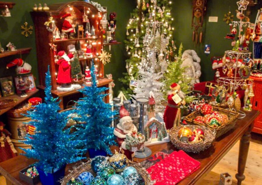 From Akureyri: Goðafoss Waterfall & Santa Claus House Tour - A Closer Look at the Tour Itself