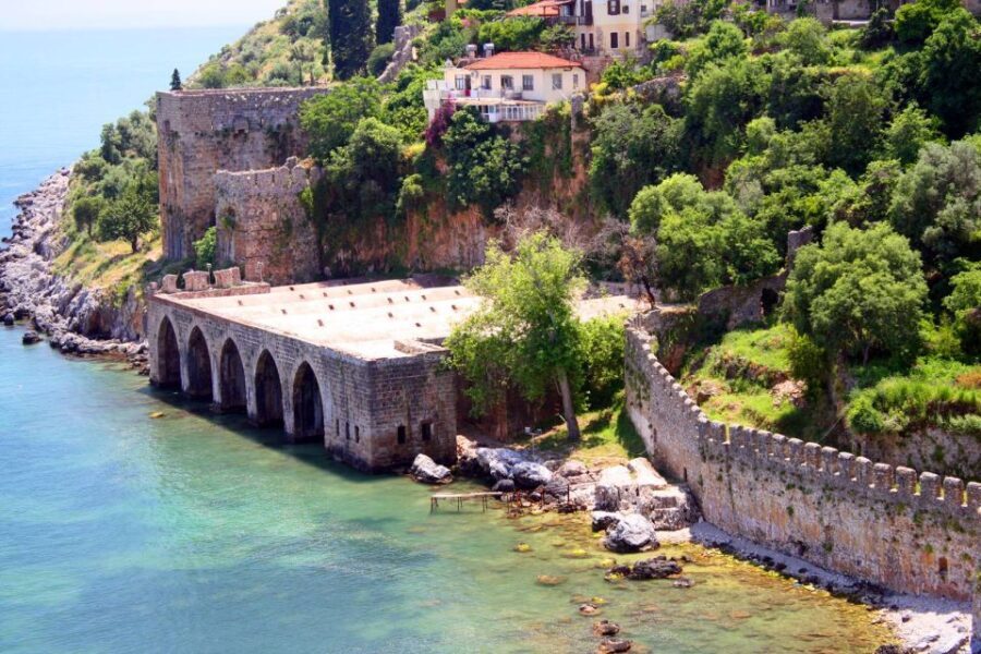From Alanya: Boat Tour with Unlimited Soft Drinks and Lunch - What Makes This Tour Stand Out