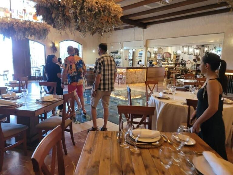 From Alicante: Winery Tour and Wine Tasting with Tapas - What Reviewers Say