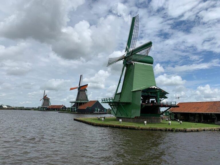 From Amsterdam: visit Zaanse Schans, Muiderslot and more! - A Truly Value-Driven Experience