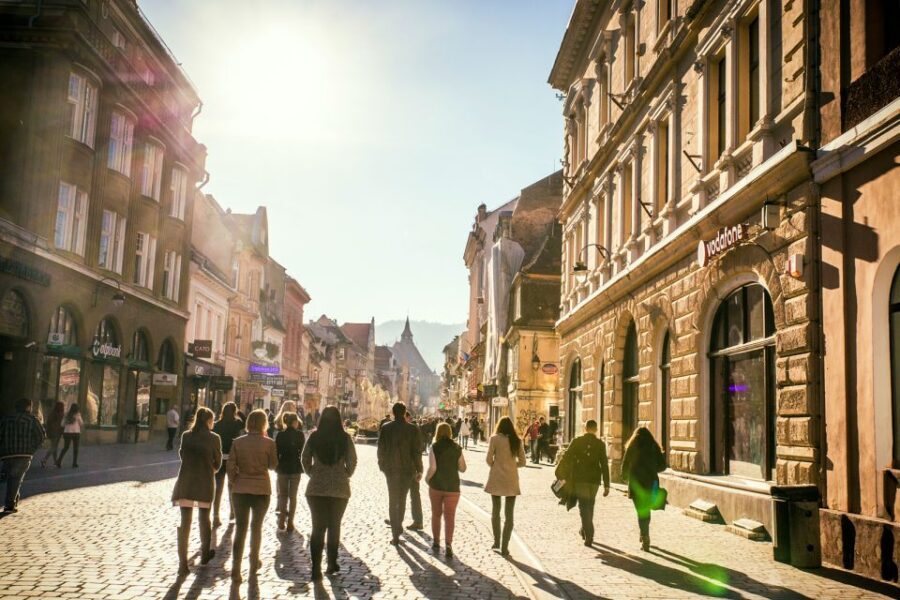 From Bucharest: Dracula Castle, Peles & Brasov Full-Day Trip - Who Should Consider This Tour?